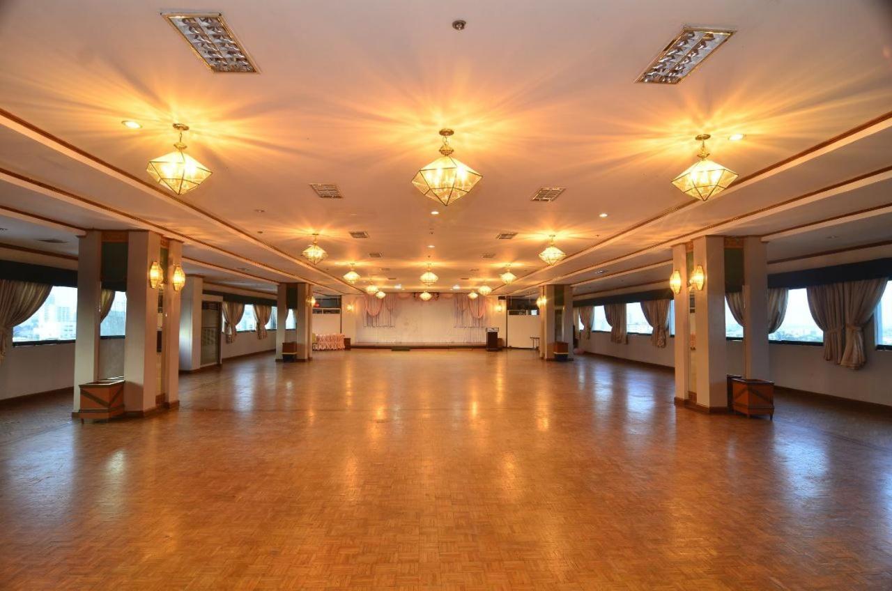 Holiday Plaza Hotel - Cebu Kültér fotó